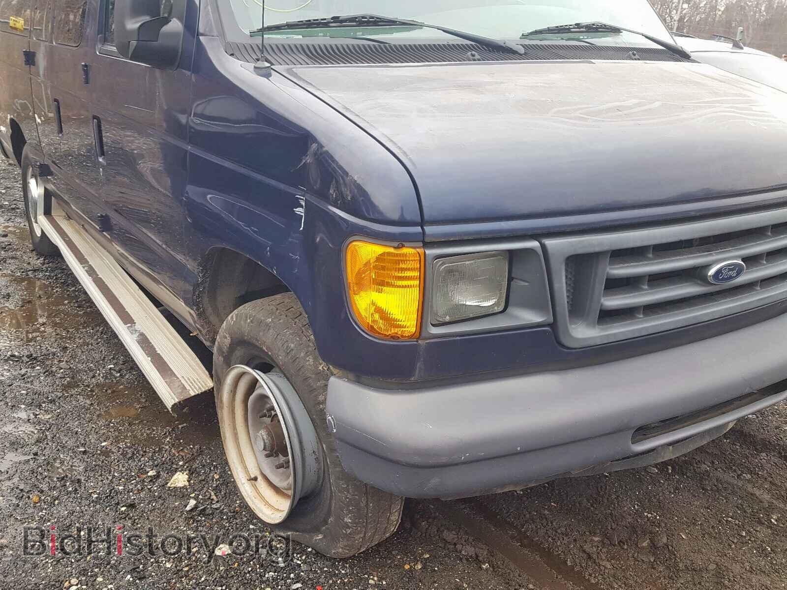 2006 FORD ECONOLINE - VIN: 1FBSS31L56DA38052 - Фото 9