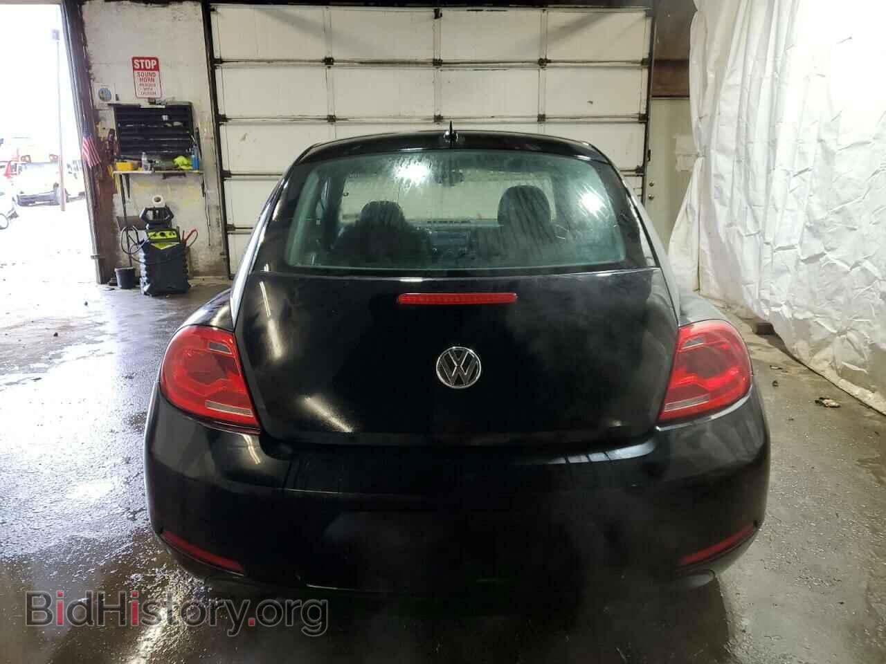 2012 VOLKSWAGEN BEETLE - VIN: 3VWFP7AT2CM645108 - Фото 6