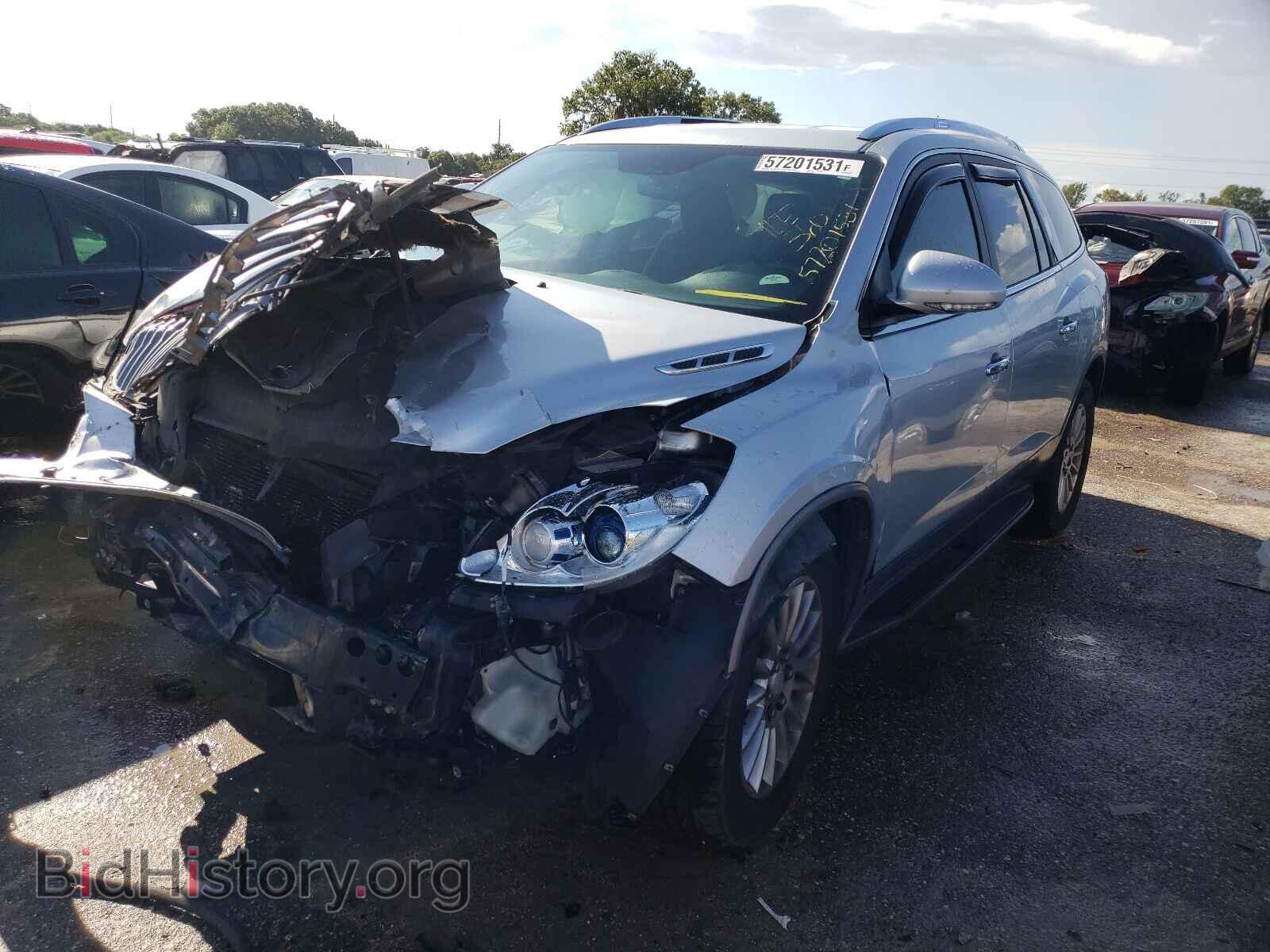 2011 BUICK ENCLAVE - VIN: 5GAKRAED7BJ223778 - Фото 2