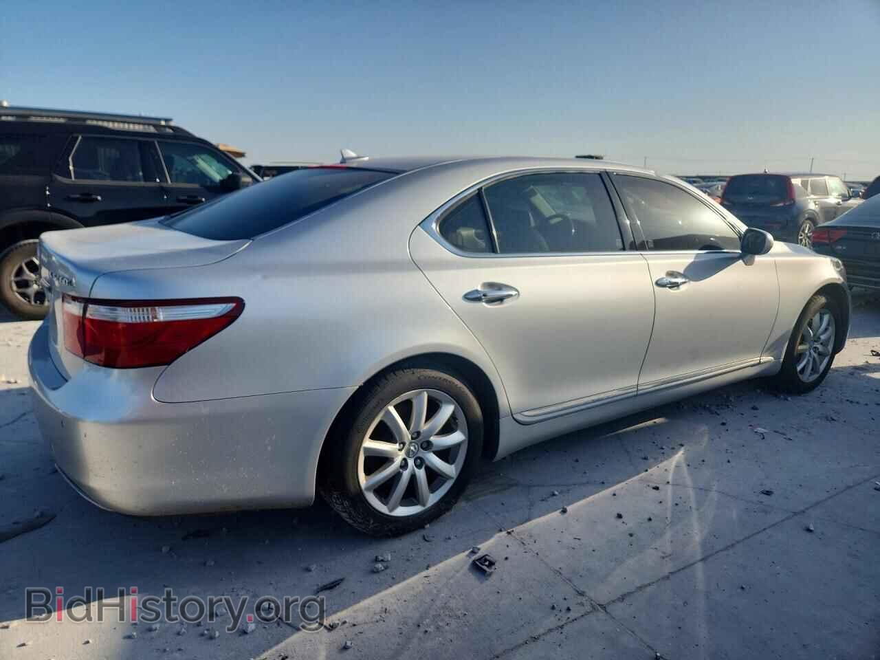 2007 LEXUS LS460 - VIN: JTHGL46F775004504 - Фото 3