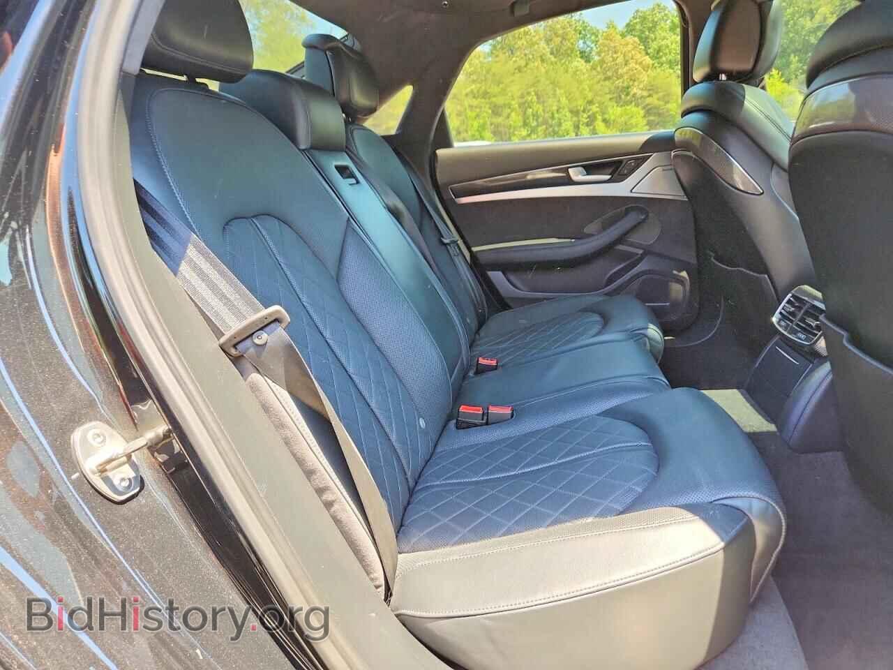 2016 AUDI S8 - VIN: WAUJSAFD4GN008742 - Photo 10
