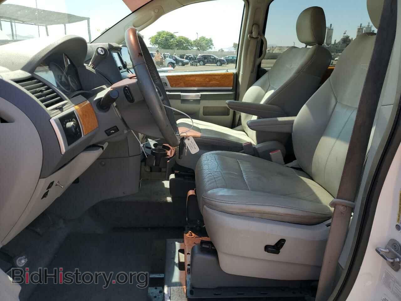 2010 CHRYSLER MINIVAN - VIN: 2A4RR6DX1AR227092 - Фото 7