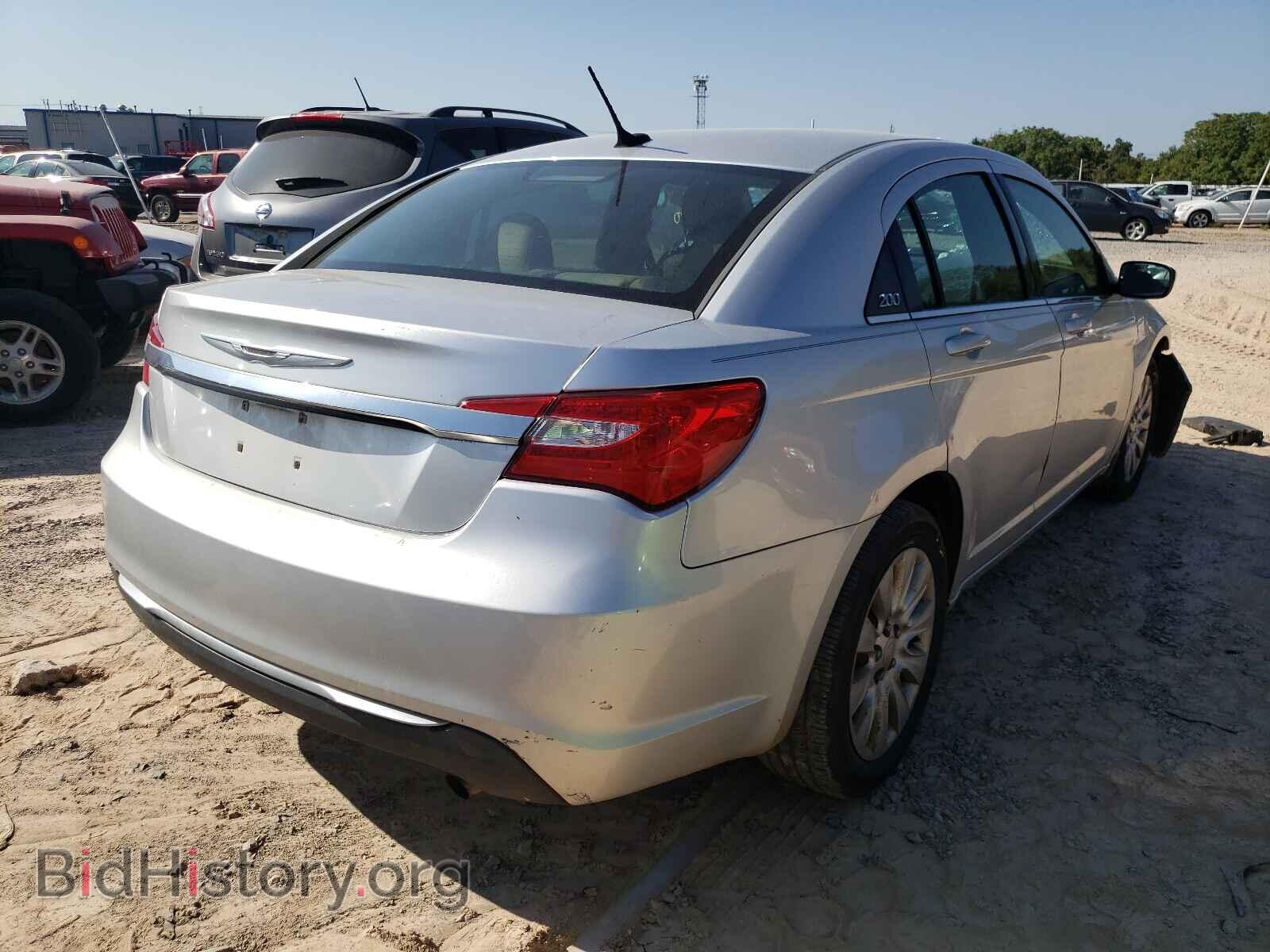 2011 CHRYSLER 200 - VIN: 1C3BC4FB8BN562769 - Фото 4