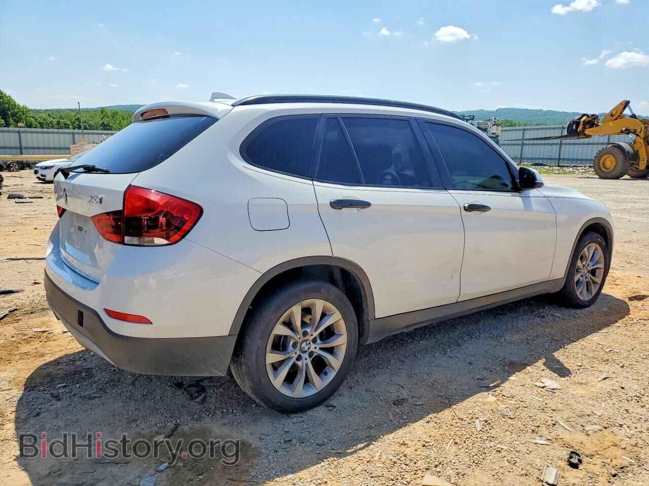 2014 BMW X1 - VIN: WBAVL1C56EVY11559 - Фото 3