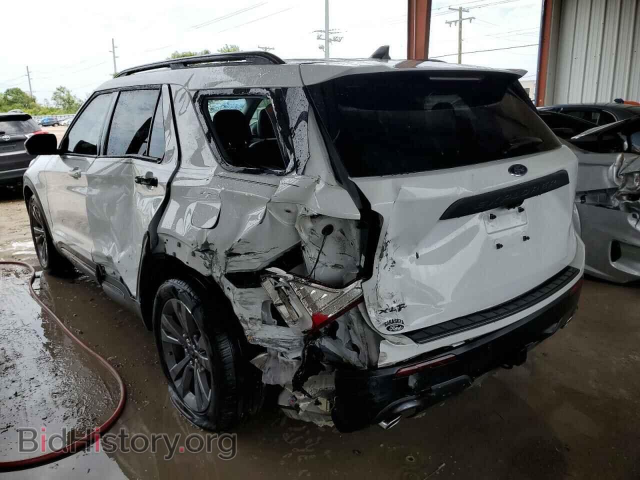 2021 FORD EXPLORER - VIN: 1FMSK7DH2MGA92300 - Photo 2