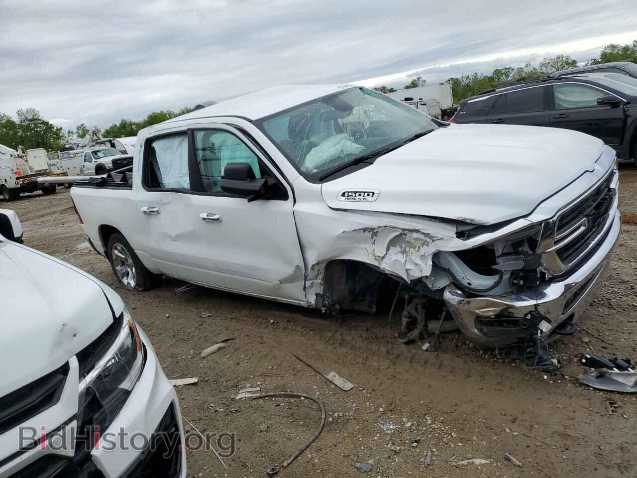 2019 RAM 1500 - VIN: 1C6SRFFT6KN603812 - Фото 4