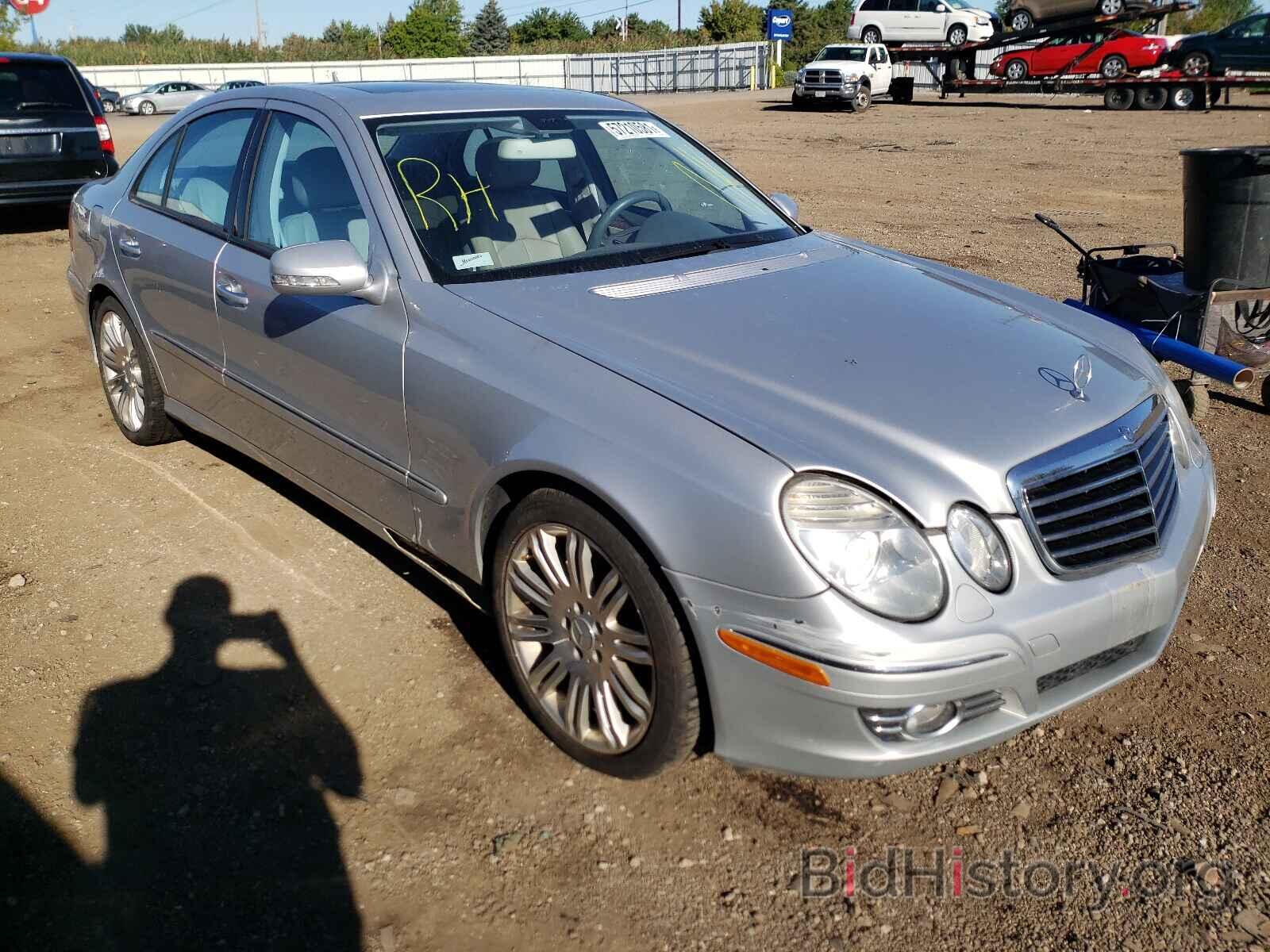 Photo WDBUF56X67B072206 - MERCEDES-BENZ E-CLASS 2007