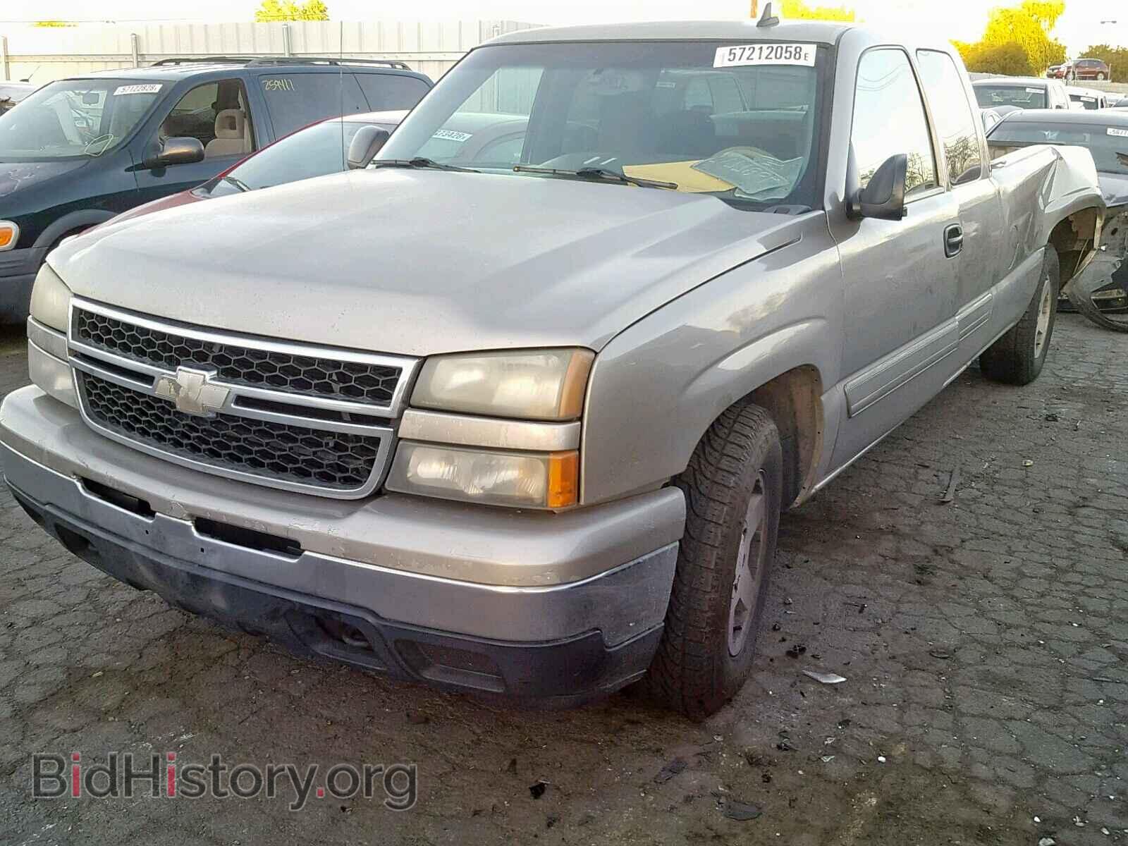 2006 CHEVROLET SILVERADO - VIN: 1GCEC19V86E128550 - Photo 2