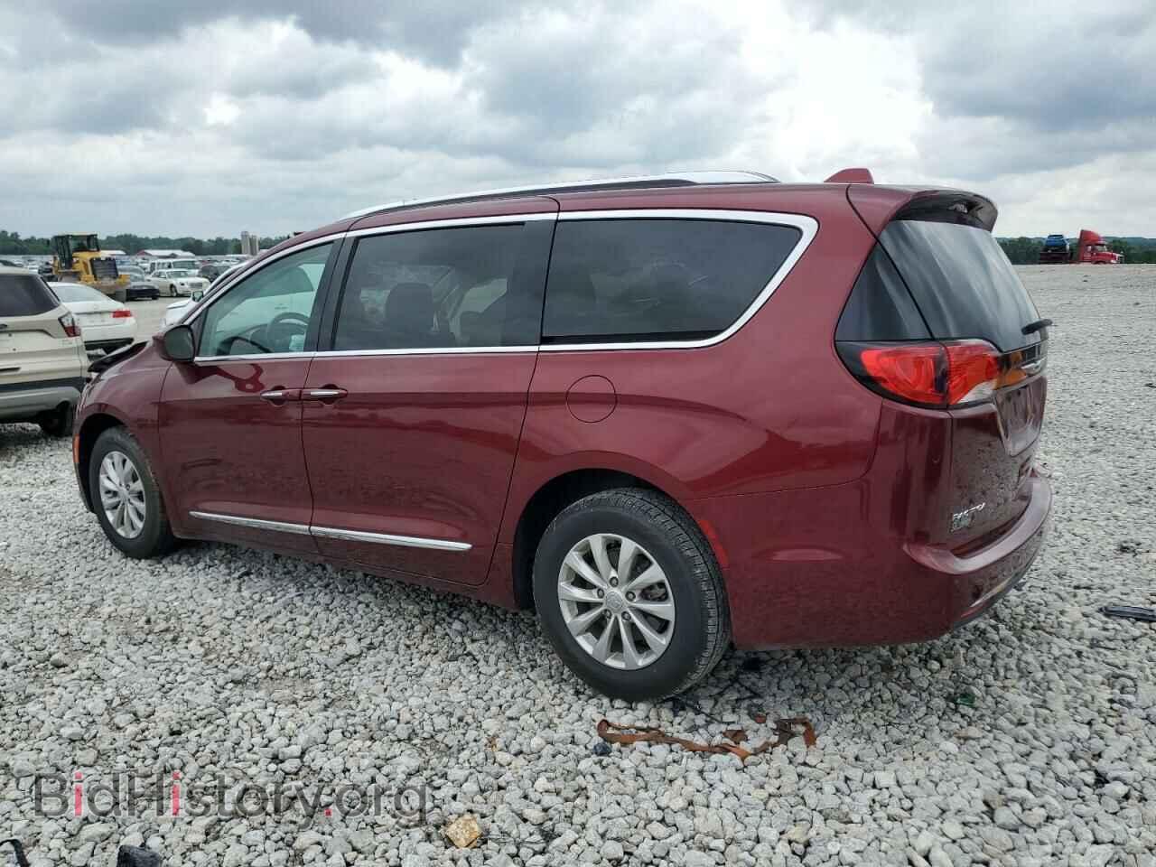2019 CHRYSLER PACIFICA - VIN: 2C4RC1BG2KR730306 - Фото 2