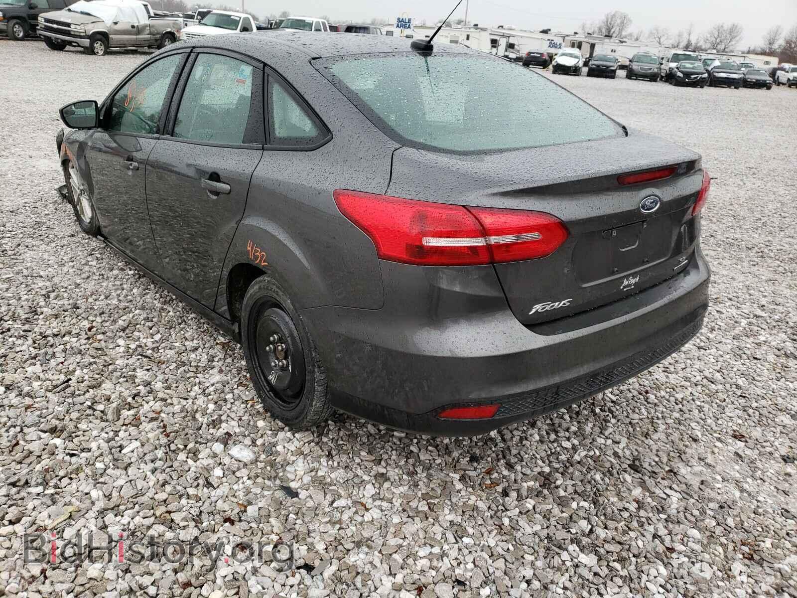 2016 FORD FOCUS - VIN: 1FADP3F22GL245632 - Фото 3
