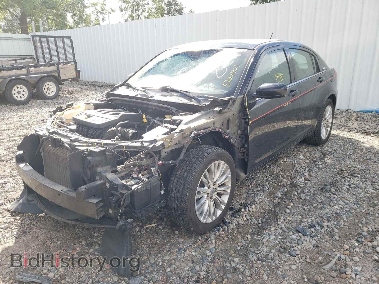 2012 CHRYSLER 200 - VIN: 1C3CCBAB9CN117412 - Фото 2