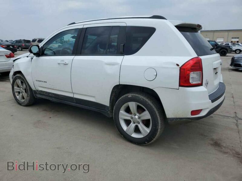 2012 Jeep COMPASS (VIN 1C4NJCBA6CD573749) — фото 2 из 12