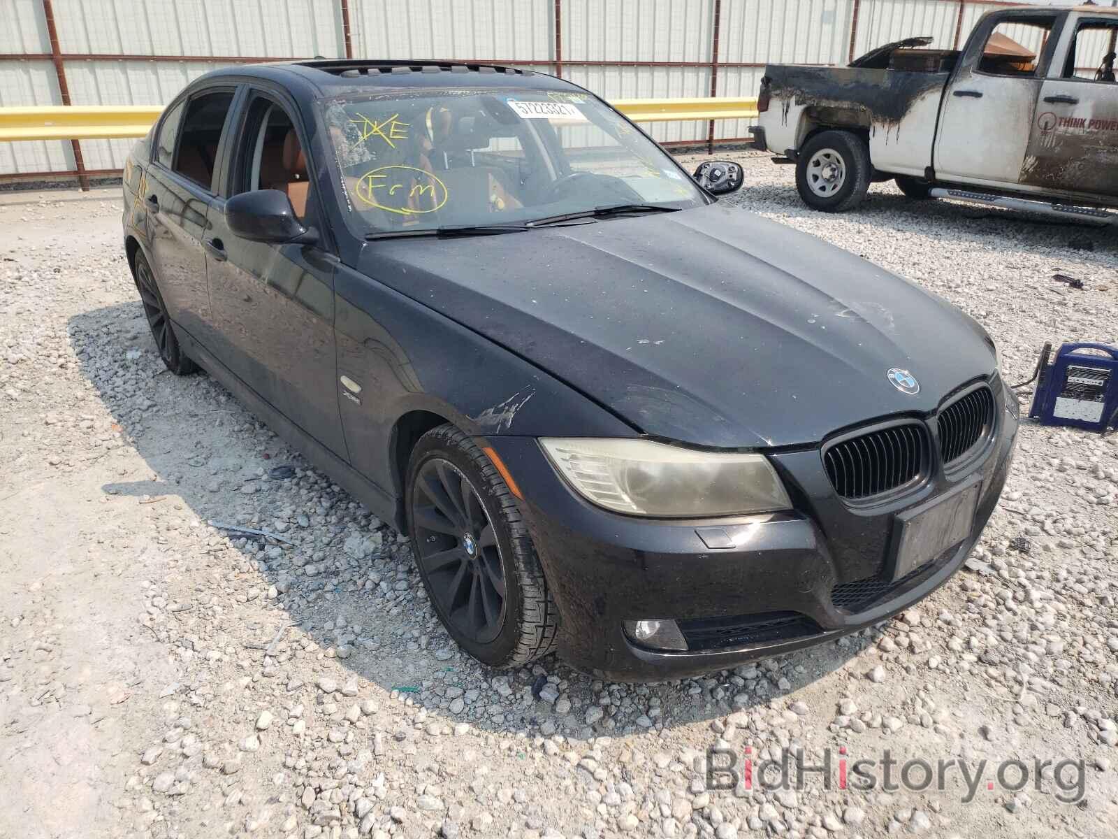 Photo WBAPK5C55BF122749 - BMW 3 SERIES 2011