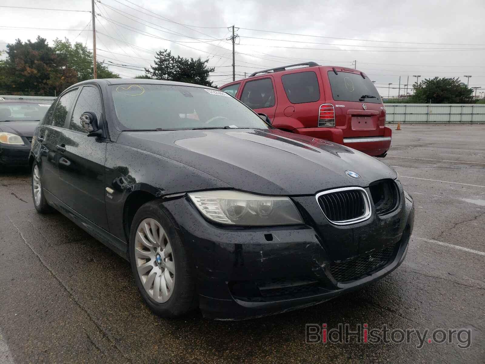 Photo WBAPK53599A644016 - BMW 3 SERIES 2009