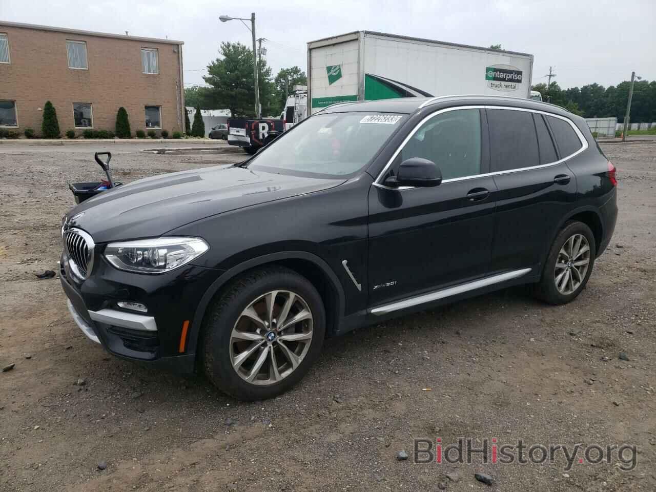 Фотография 5UXTR9C55JLD63443 - BMW X3 2018