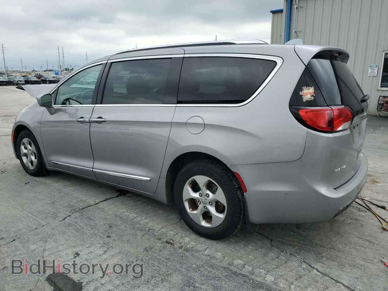 2017 CHRYSLER PACIFICA - VIN: 2C4RC1EG8HR664235 - Photo 2