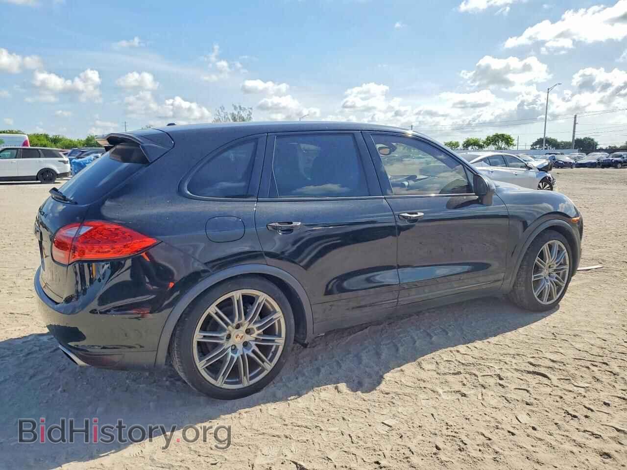 2011 PORSCHE CAYENNE - VIN: WP1AE2A24BLA92800 - Photo 3