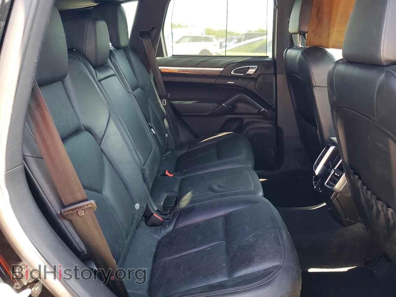2011 PORSCHE CAYENNE - VIN: WP1AE2A24BLA92800 - Photo 10