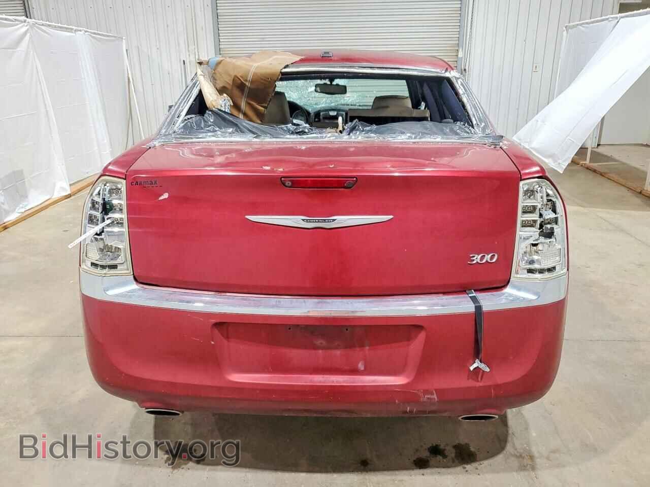 2013 CHRYSLER 300 - VIN: 2C3CCAAGXDH698323 - Фото 6