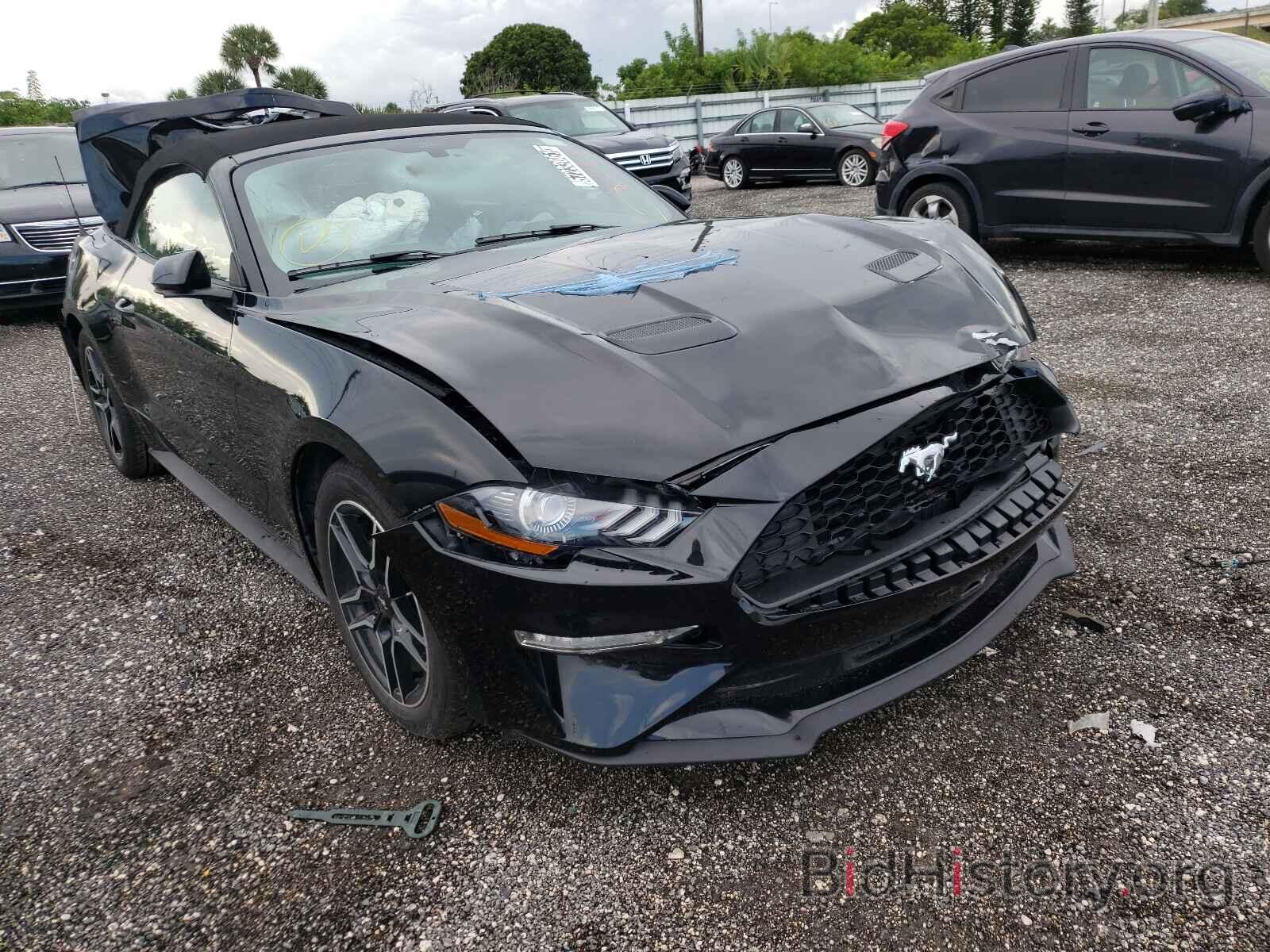 Photo 1FATP8UH8L5137126 - FORD MUSTANG 2020