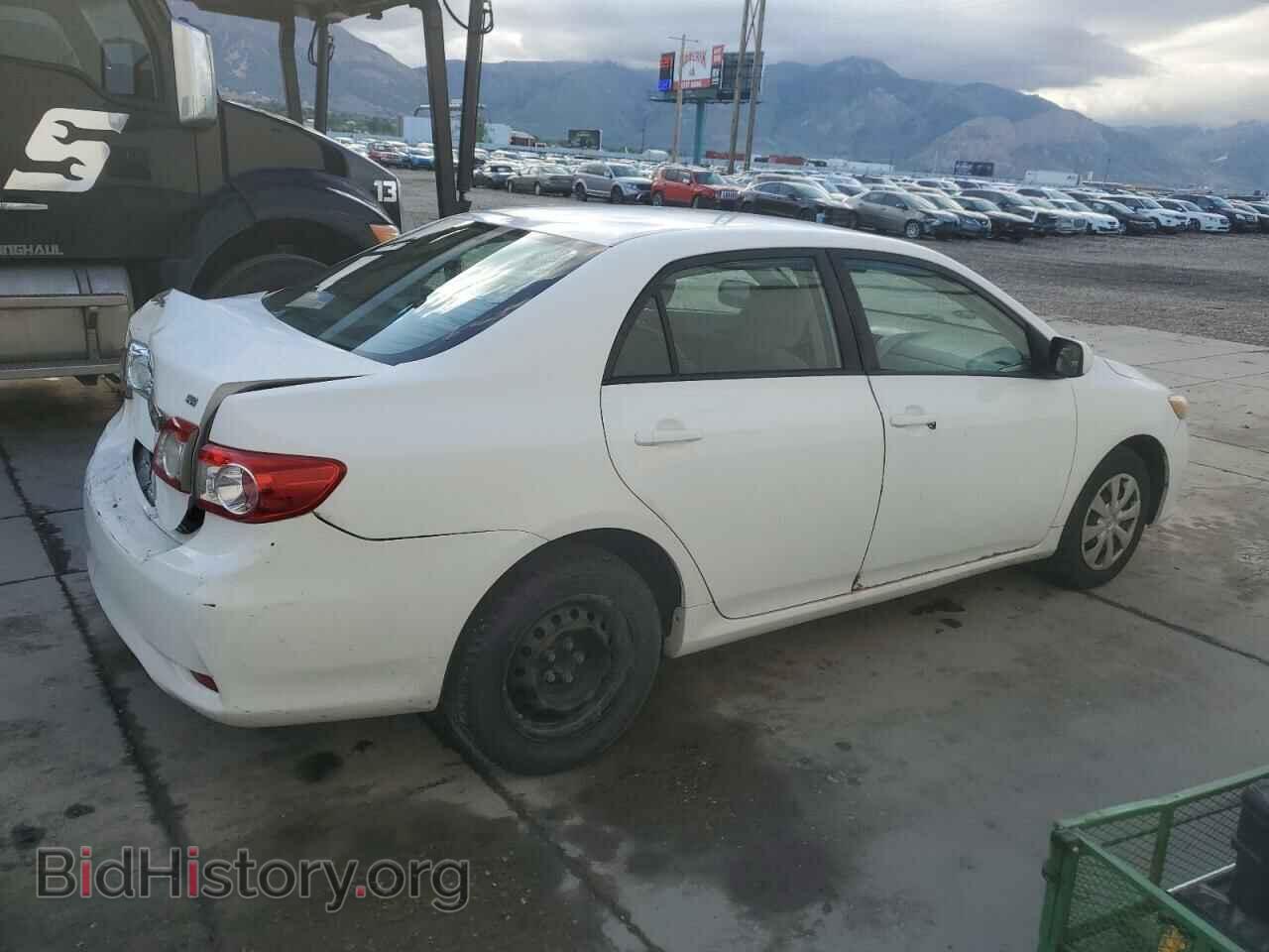 2011 TOYOTA COROLLA - VIN: 2T1BU4EE5BC585711 - Фото 3