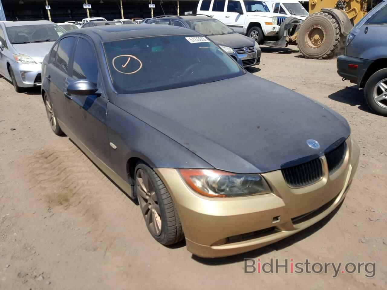 Photo WBAVC53558FZ89498 - BMW 3 SERIES 2008