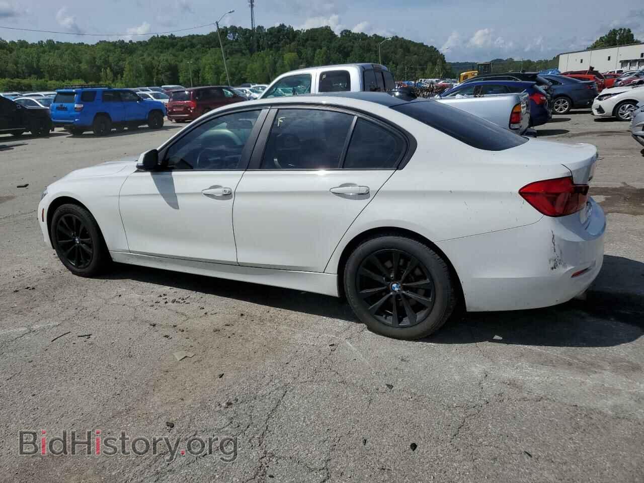 2016 BMW 3 SERIES - VIN: WBA8E5G59GNU20871 - Фото 2