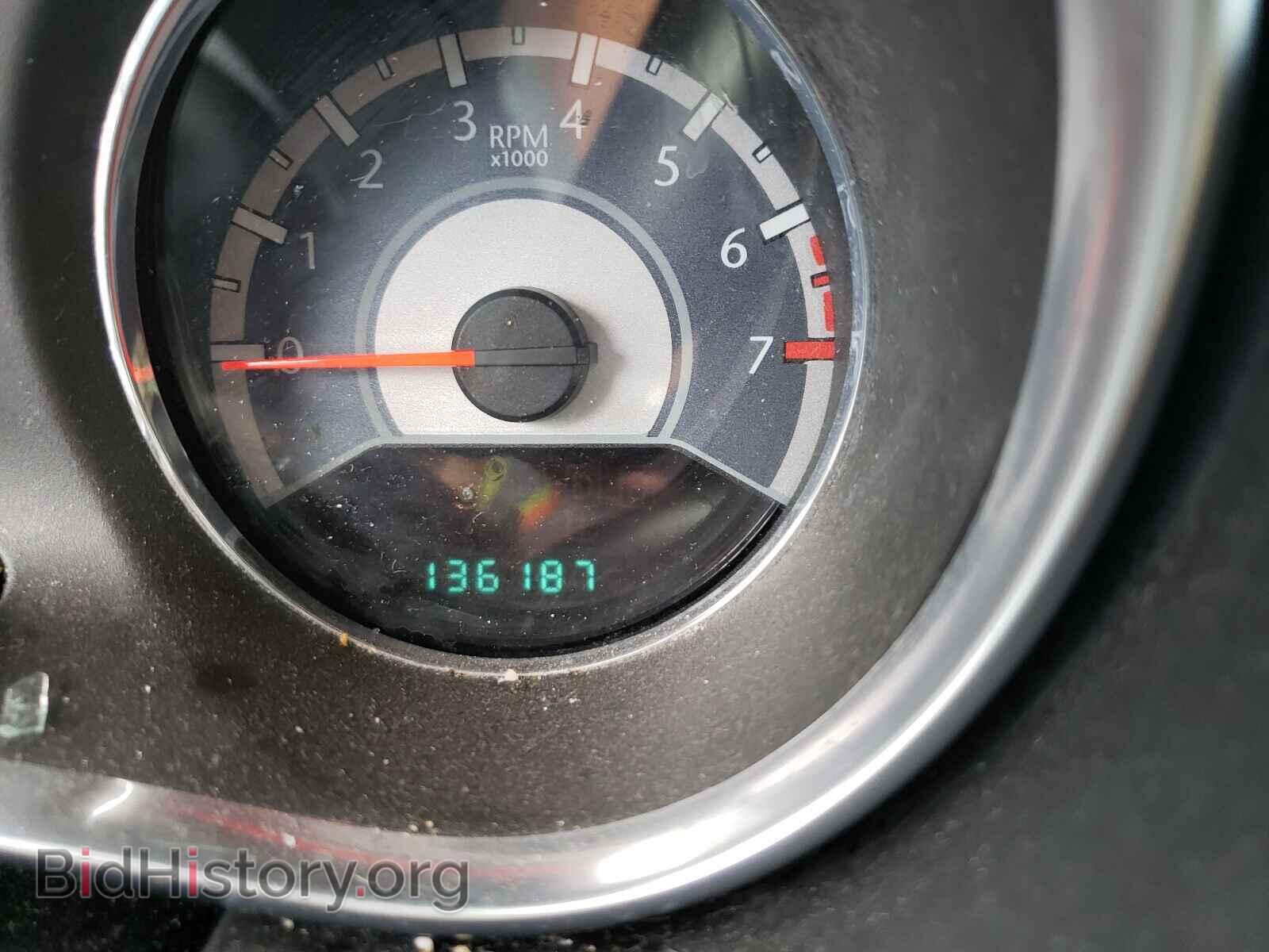 2011 CHRYSLER 200 - VIN: 1C3BC2FG2BN617975 - Фото 8