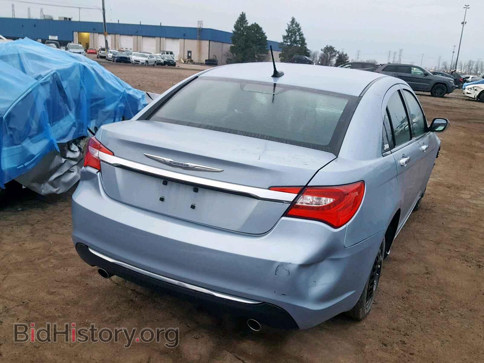2013 CHRYSLER 200 - VIN: 1C3CCBCG0DN575575 - Фото 4
