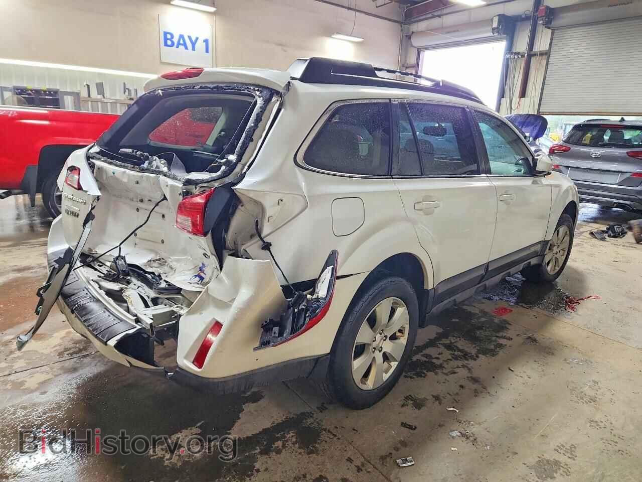 2011 SUBARU OUTBACK - VIN: 4S4BRBCC1B3328699 - Фото 3