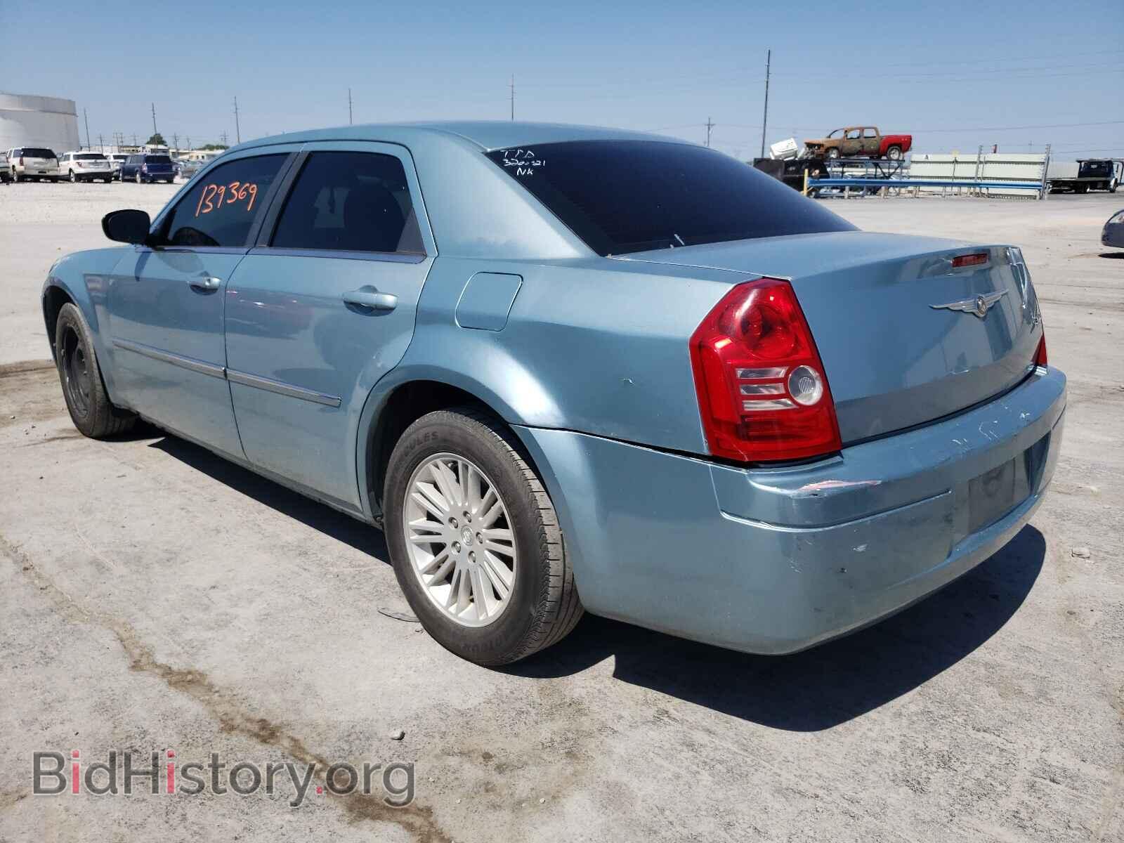2009 CHRYSLER 300 - VIN: 2C3KA43D89H539345 - Фото 3