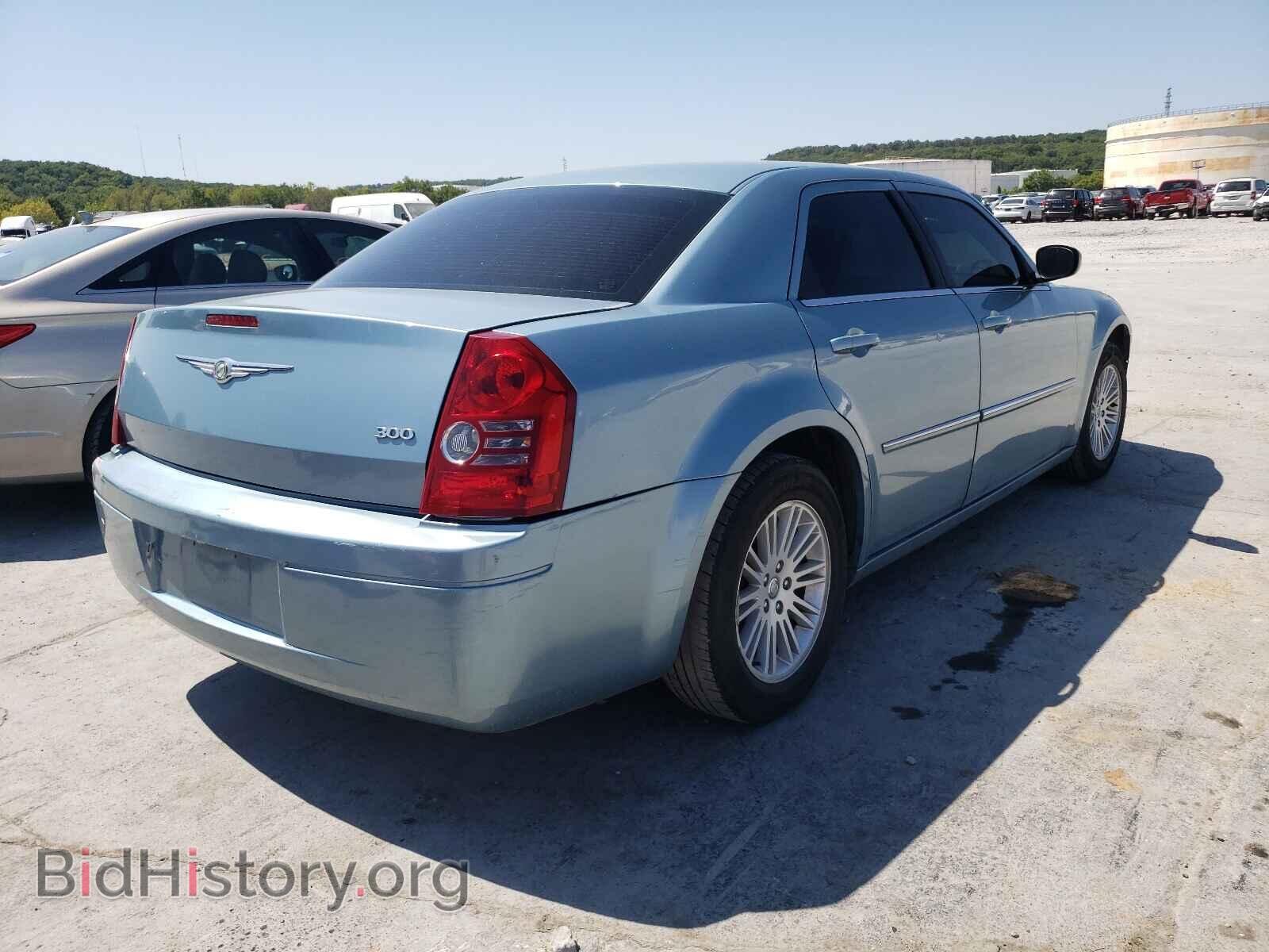2009 CHRYSLER 300 - VIN: 2C3KA43D89H539345 - Фото 4