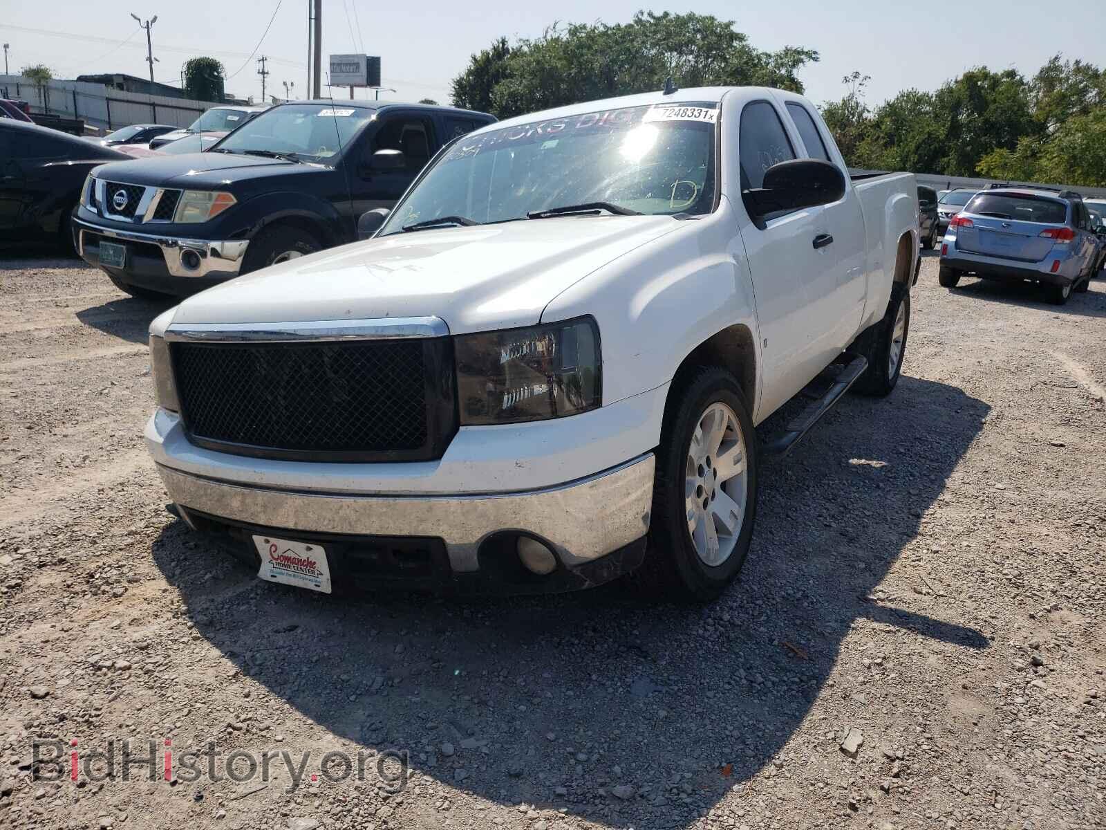 2007 GMC SIERRA - VIN: 2GTEC19J871590509 - Фото 2