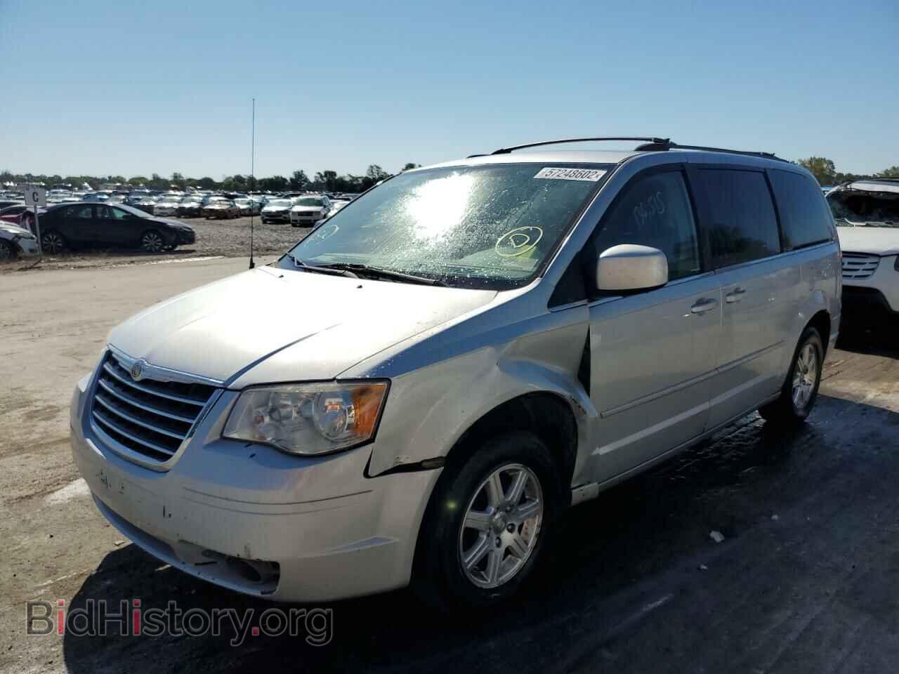 2008 CHRYSLER MINIVAN - VIN: 2A8HR54P78R151425 - Фото 2