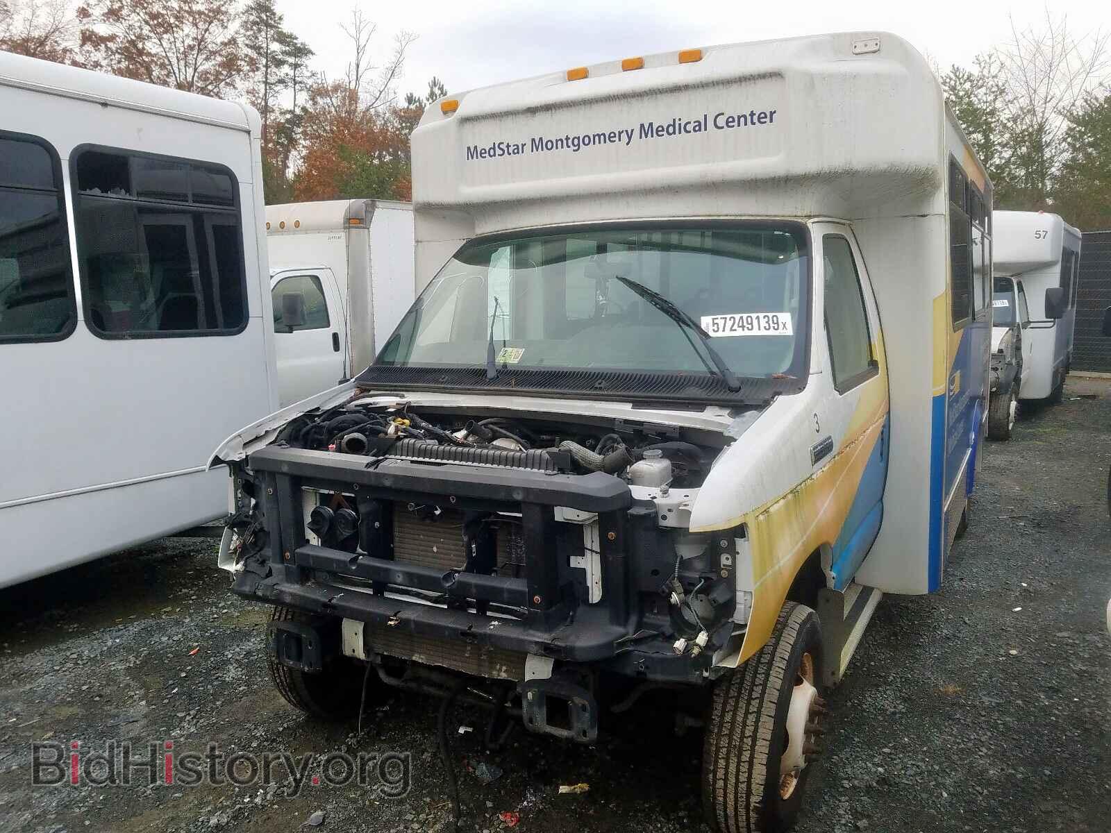 2009 FORD ECONOLINE - VIN: 1FDEE35P69DA47176 - Фото 2