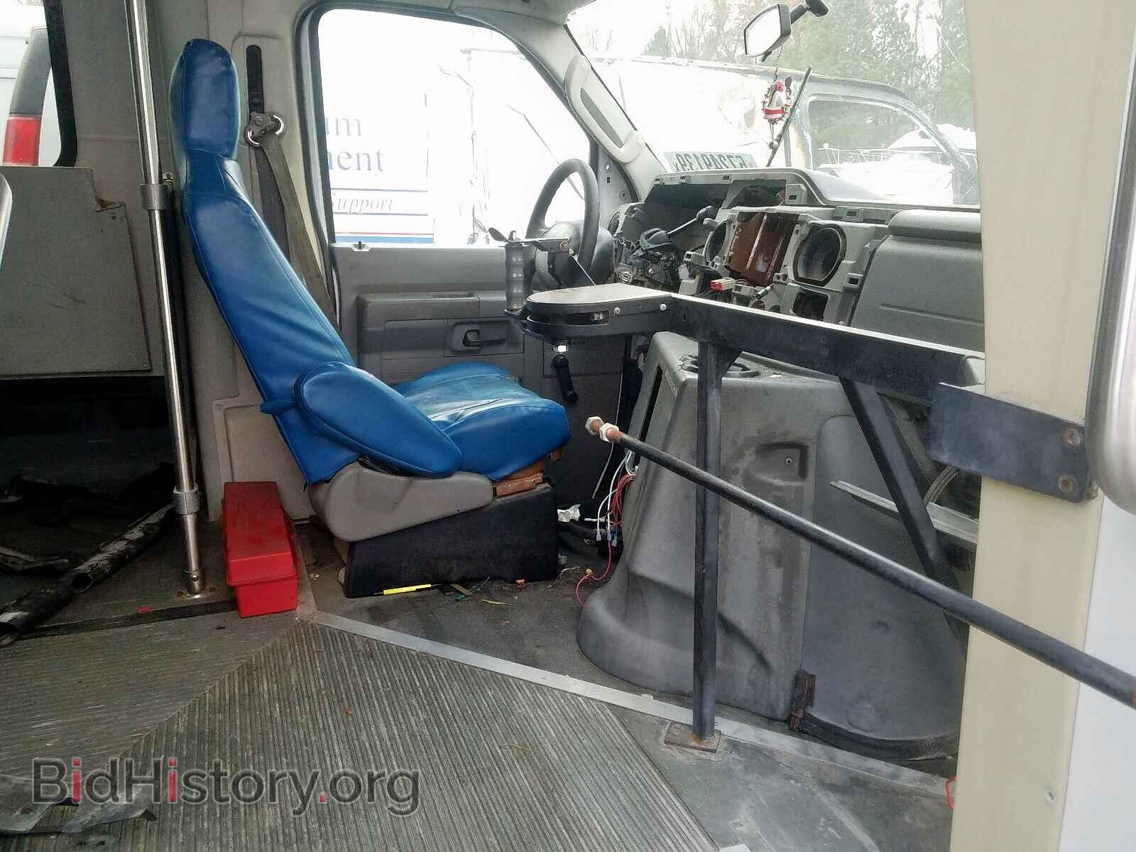 2009 FORD ECONOLINE - VIN: 1FDEE35P69DA47176 - Фото 5