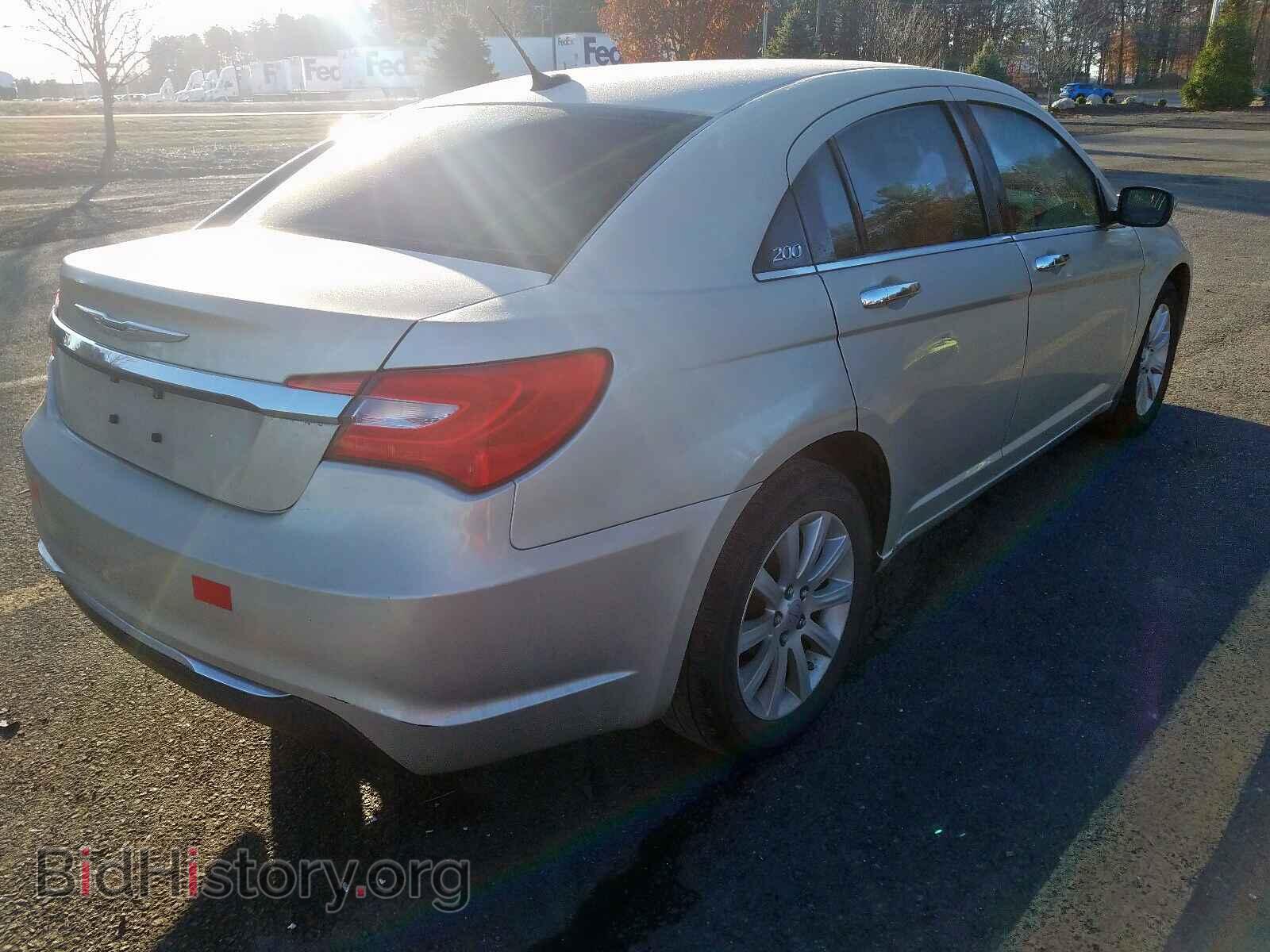 2013 CHRYSLER 200 - VIN: 1C3CCBCG6DN766384 - Фото 4