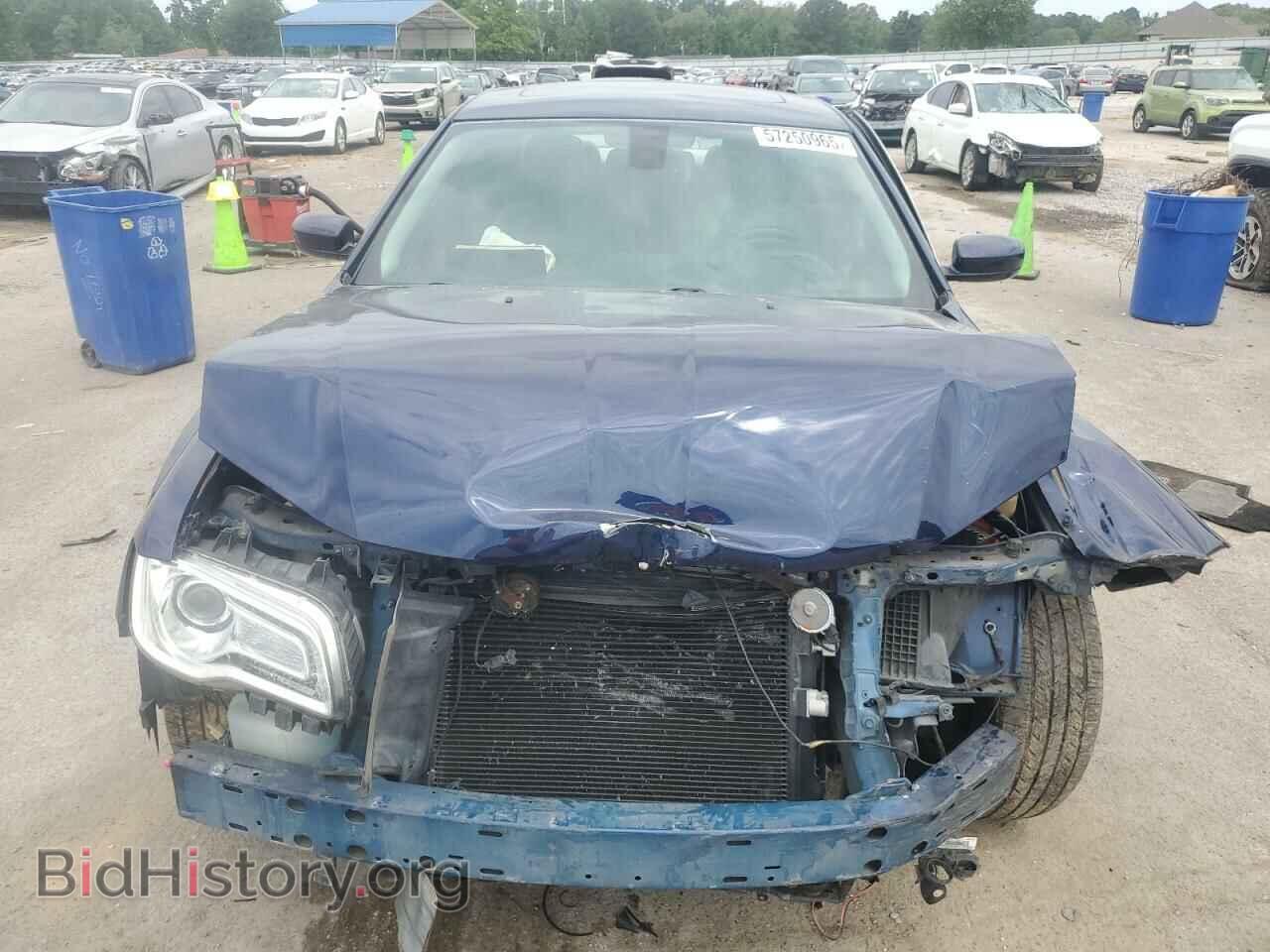 2016 CHRYSLER 300 - VIN: 2C3CCAAG9GH141262 - Фото 5