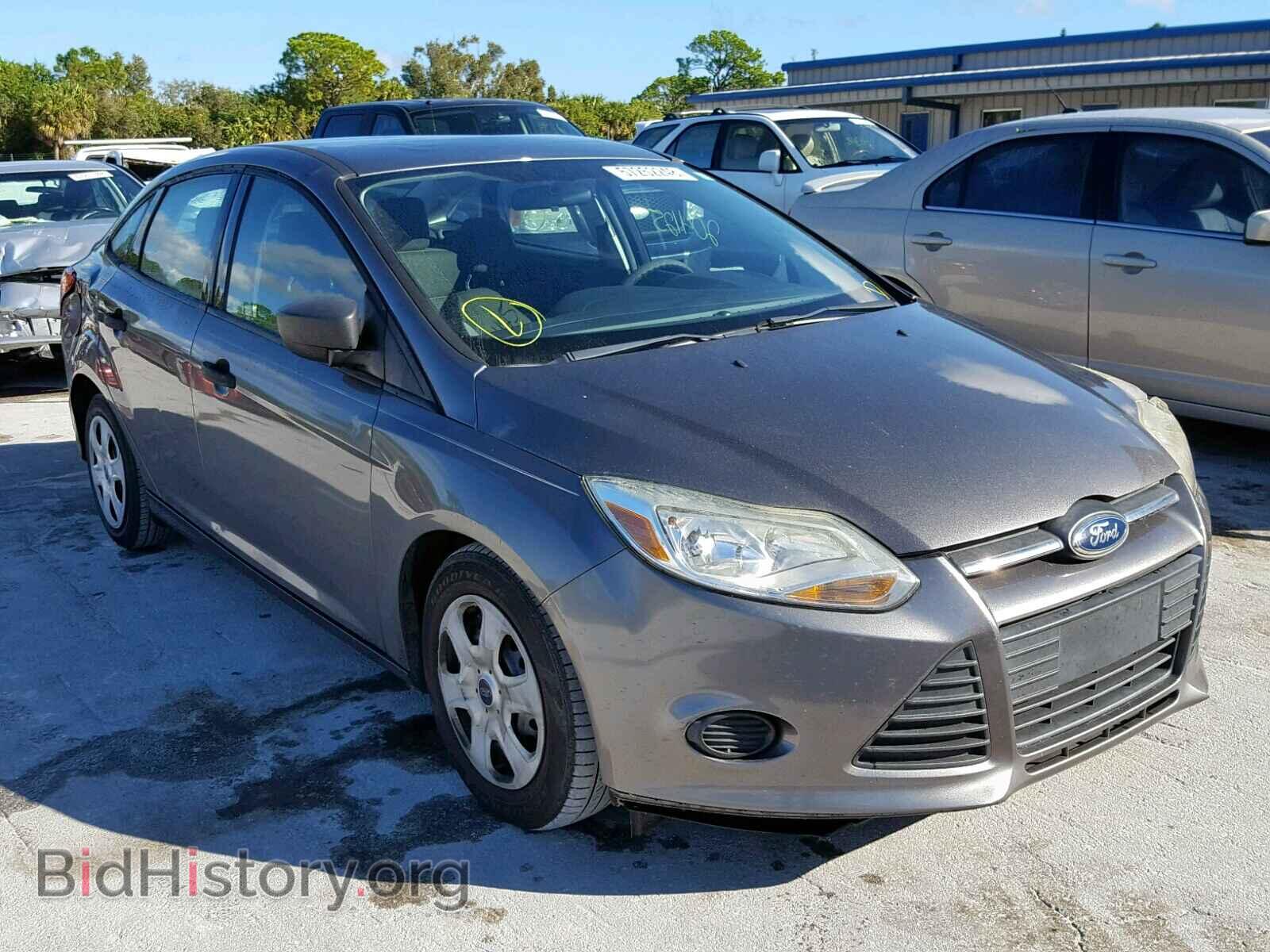 Photo 1FAHP3E26CL260681 - FORD FOCUS 2012