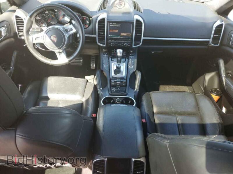 2013 Porsche CAYENNE (VIN WP1AD2A28DLA77013) — photo 8 of 12