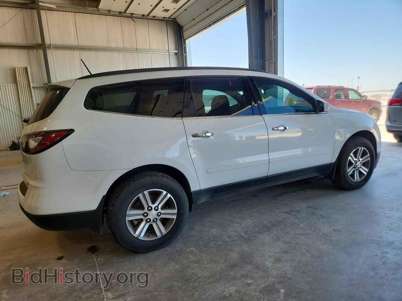 2017 CHEVROLET TRAVERSE - VIN: 1GNKVHKD0HJ280749 - Фото 3