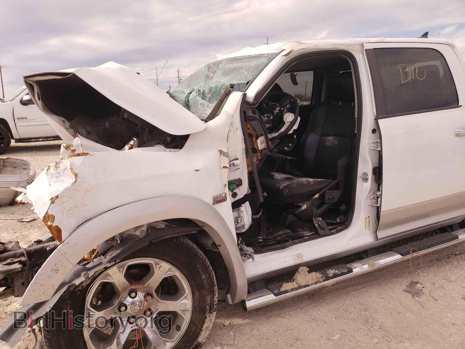 2015 RAM 1500 - VIN: 1C6RR7NT9FS747576 - Photo 10