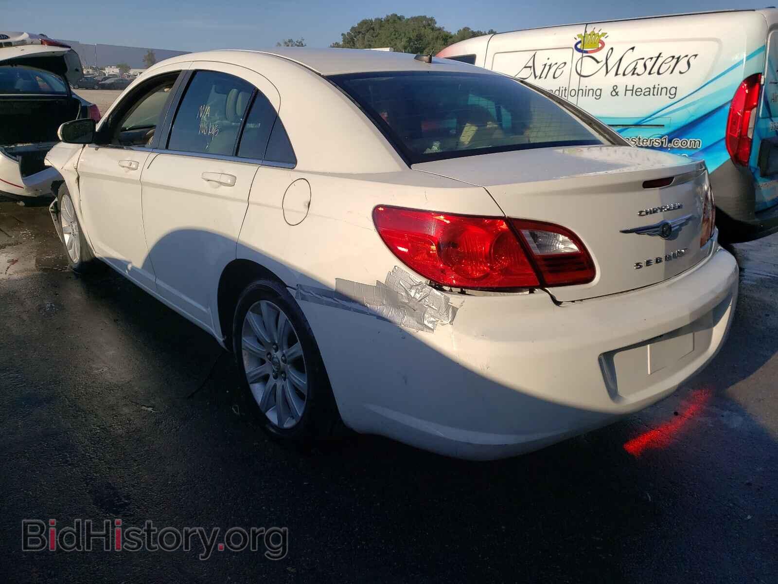 2010 CHRYSLER SEBRING - VIN: 1C3CC5FB4AN130060 - Фото 3