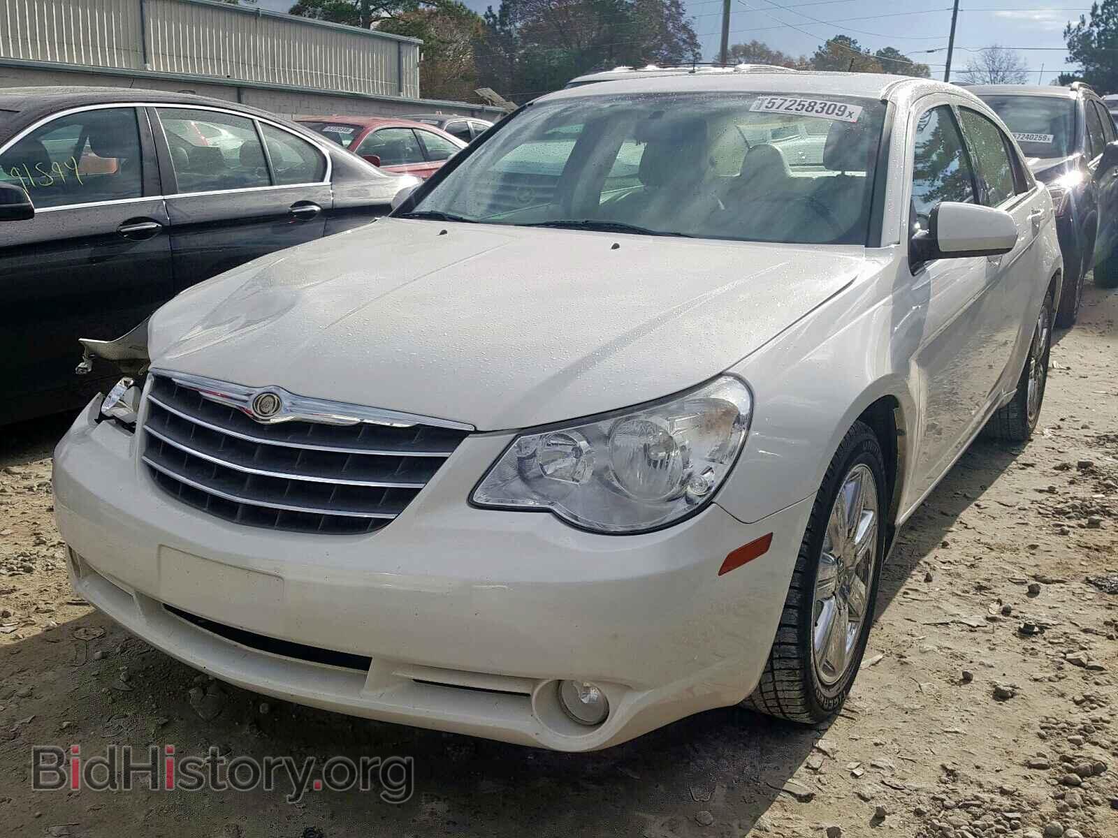 2010 CHRYSLER SEBRING - VIN: 1C3CC5FV2AN202061 - Фото 2