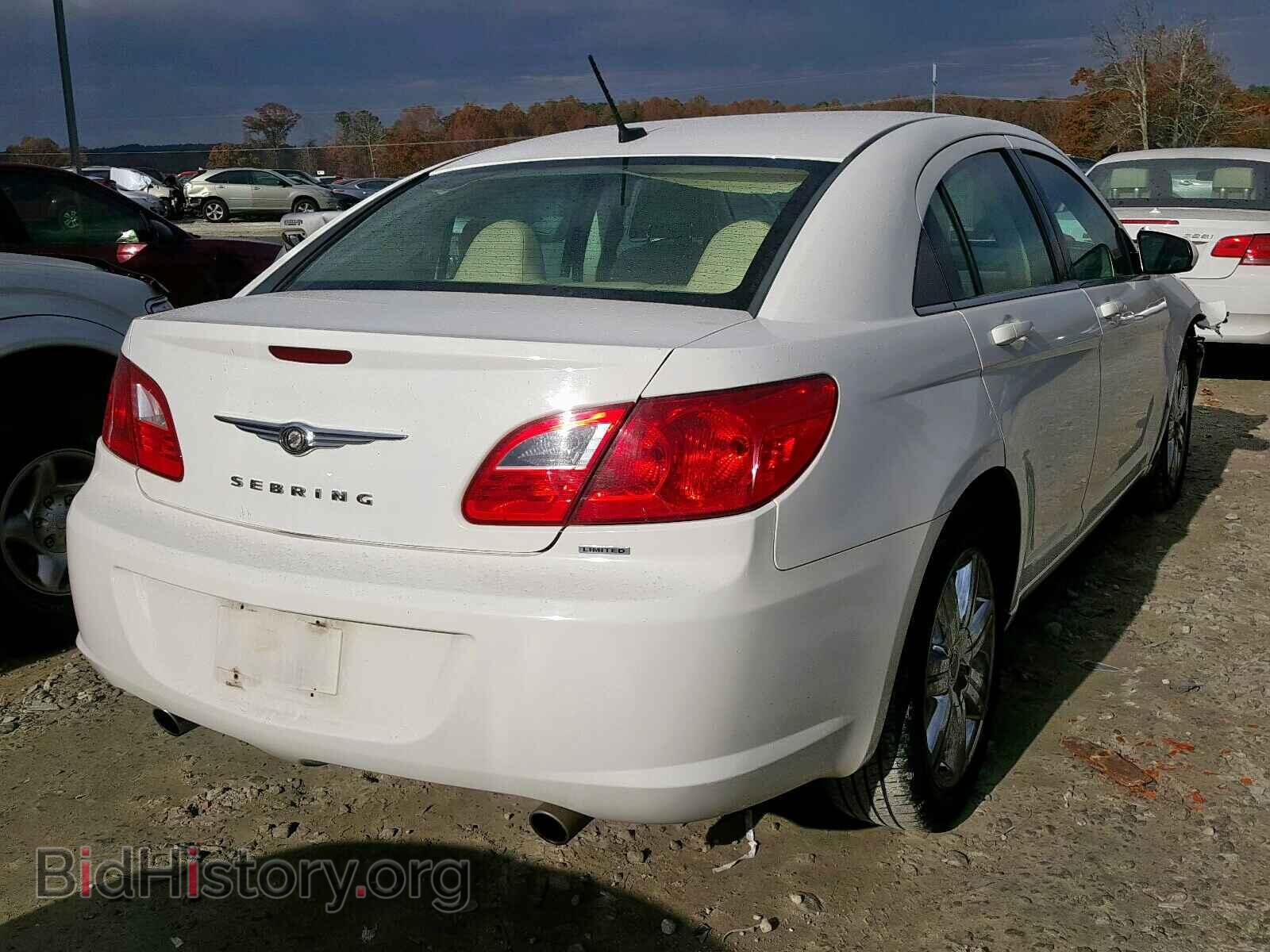 2010 CHRYSLER SEBRING - VIN: 1C3CC5FV2AN202061 - Фото 4