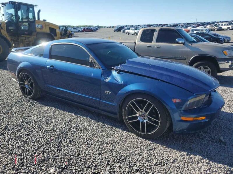 2007 Ford MUSTANG (VIN 1ZVFT82HX75346652) — фото 4 из 12