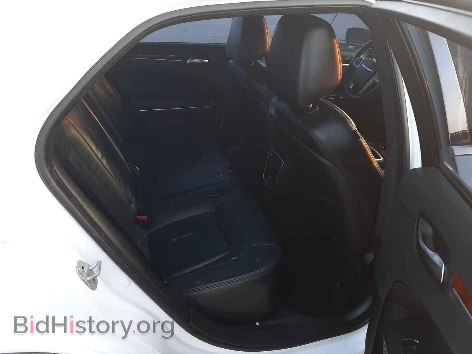 2012 CHRYSLER 300 - VIN: 2C3CCACG7CH205631 - Фото 6