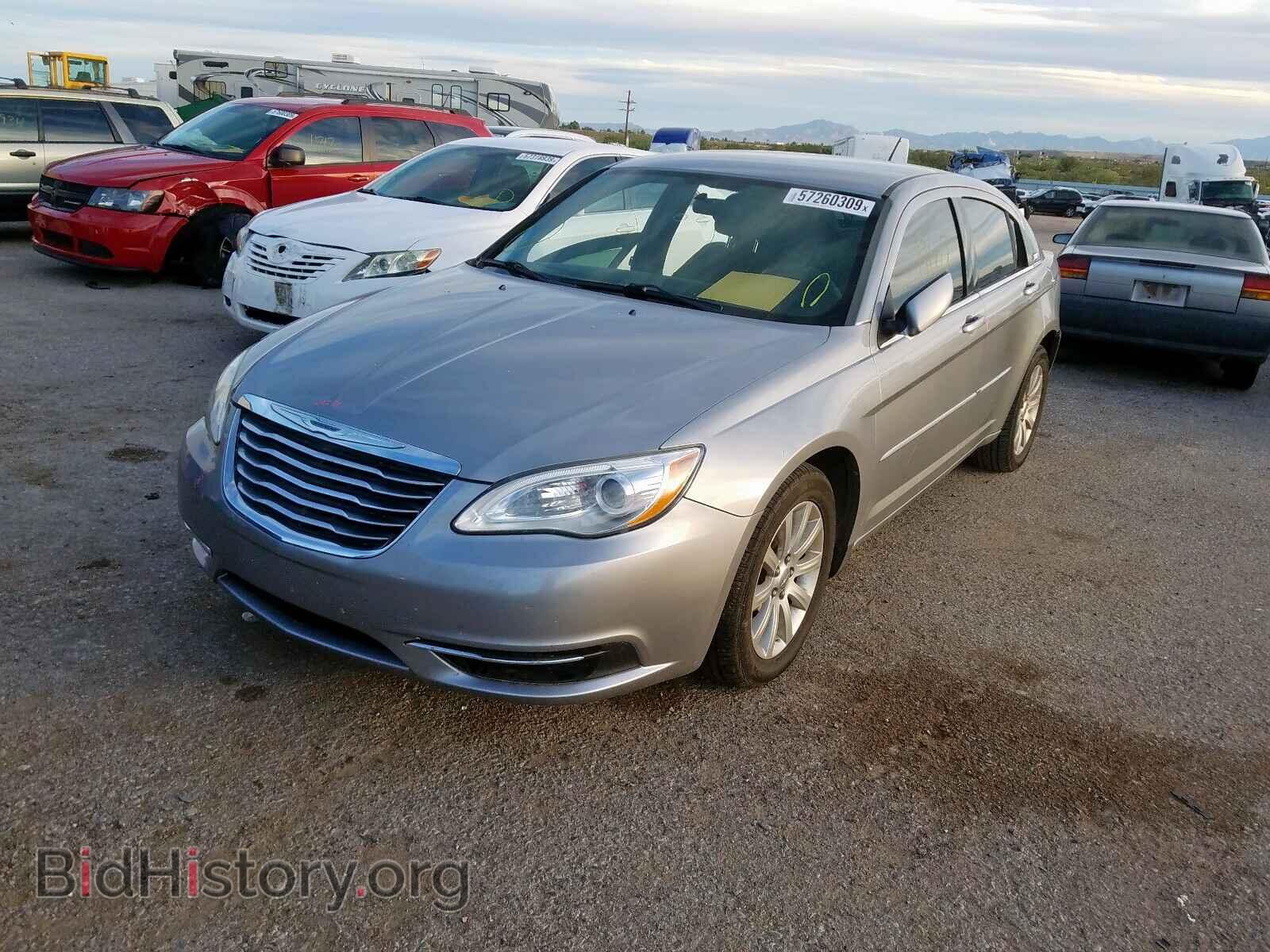 2013 CHRYSLER 200 - VIN: 1C3CCBBB4DN603951 - Фото 2