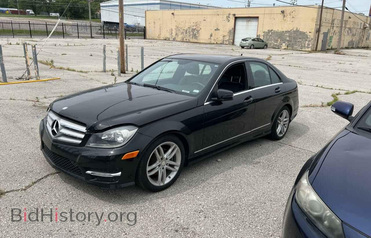 2012 MERCEDES-BENZ C-CLASS - VIN: WDDGF8BB0CF871918 - Фото 2