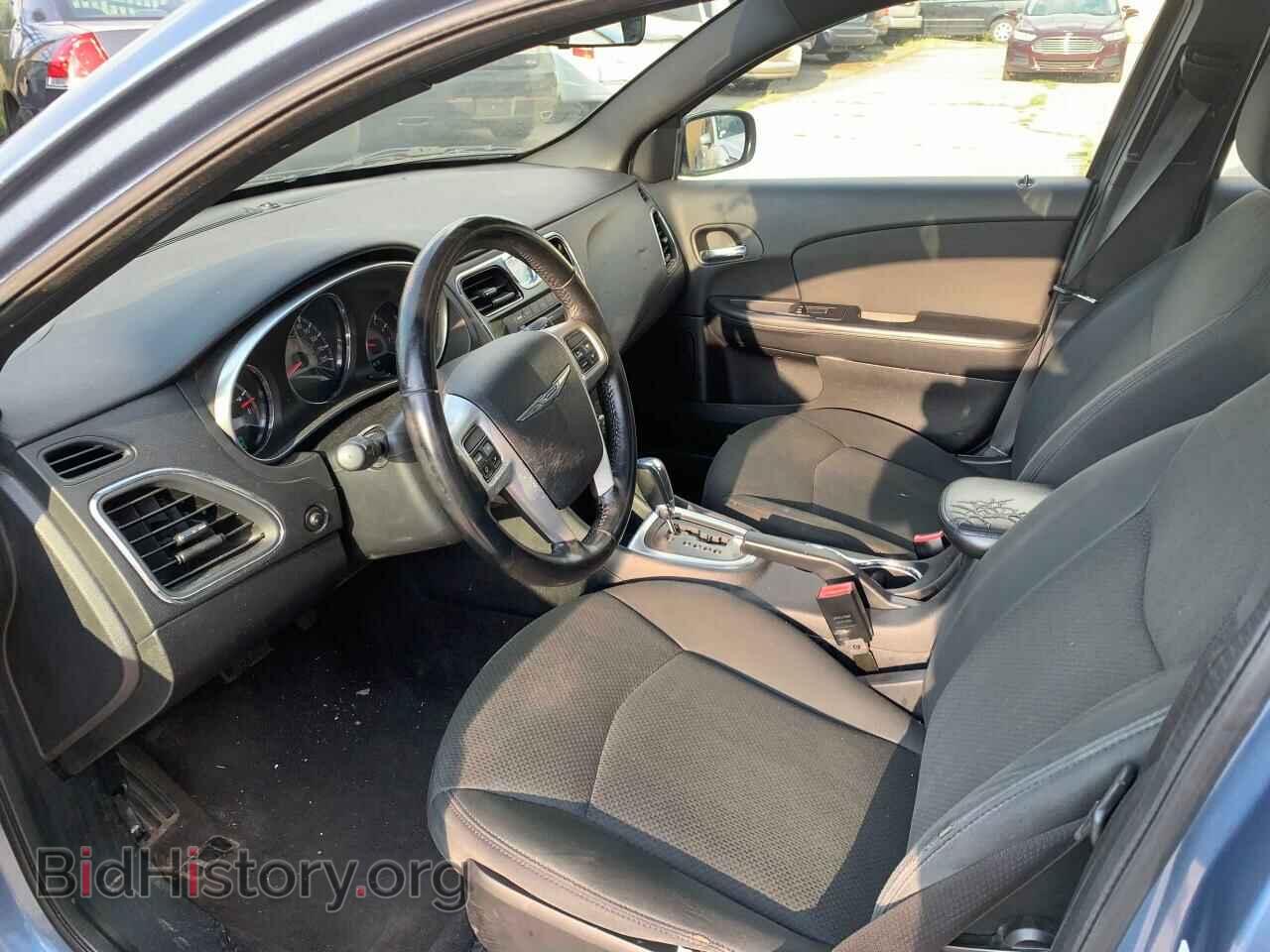 2011 CHRYSLER 200 - VIN: 1C3BC1FB1BN607632 - Фото 5